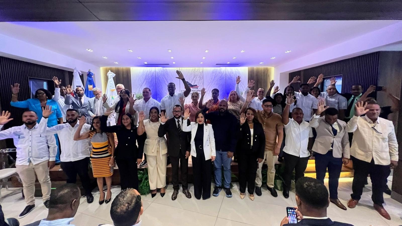 CON AMPLIA PARTICIPACIÓN DE LOS VOCALES, ADOVA ELIGE A SU NUEVA DIRECTIVA NACIONAL PARA EL PERÍODO 2026-2028, ENCABEZADA POR MANUEL TEJEDA.